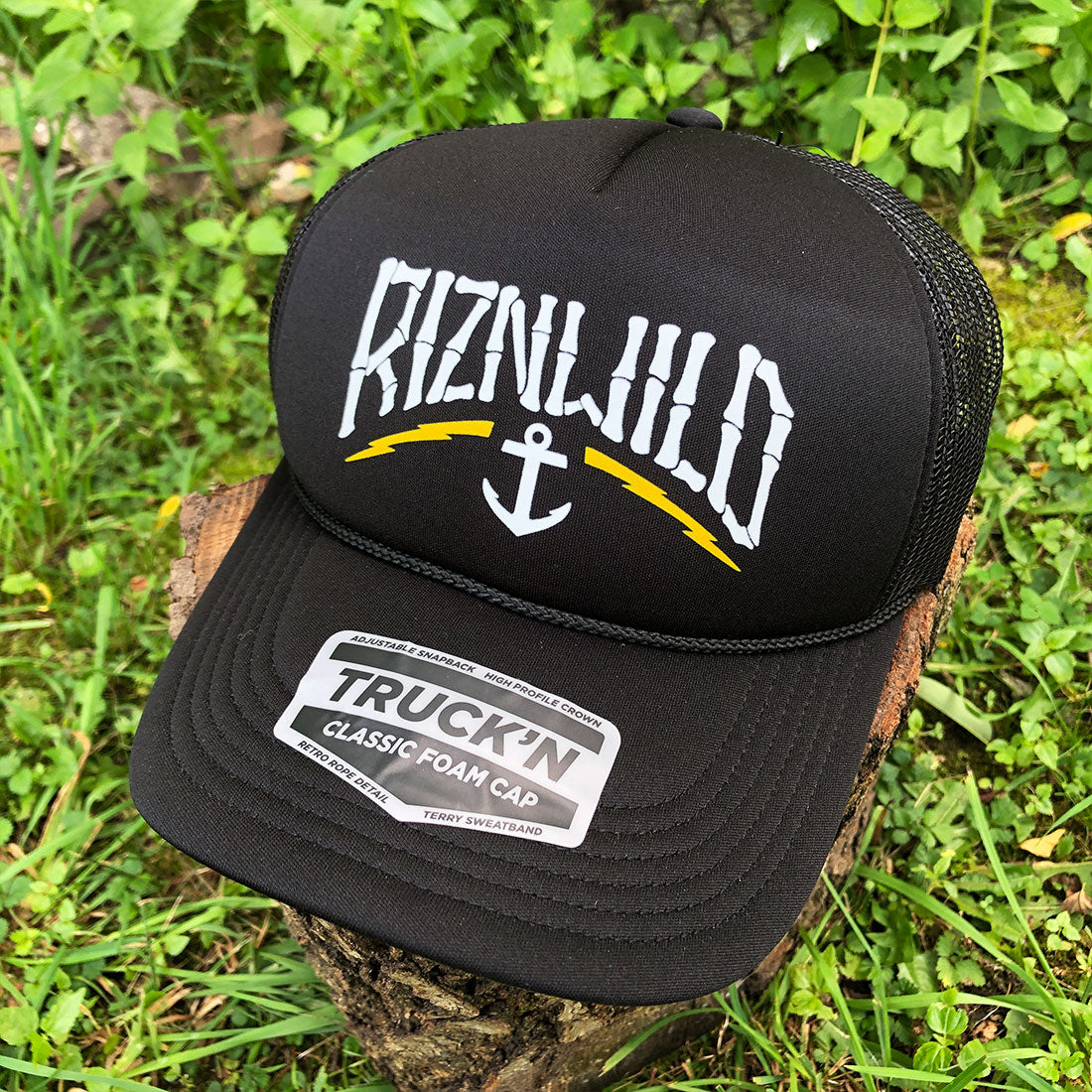 Harbor Curved Bill Foam Front Trucker Hat in Black