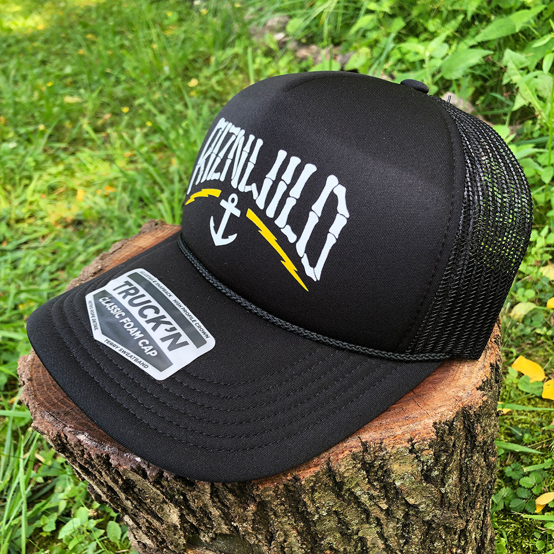 Harbor Curved Bill Foam Front Trucker Hat in Black